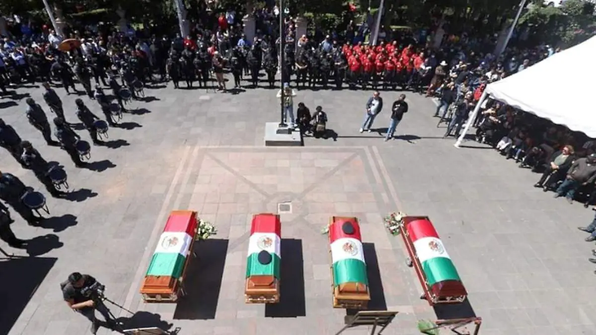 Homenaje público a policías municipales de Calera, Zacatecas